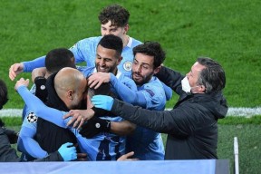 中欧体育 -关于风云突变！洛杉矶湖人国际比赛日完成体检，葡超版图或变，管理层满意，数据趋势出现新变化的信息