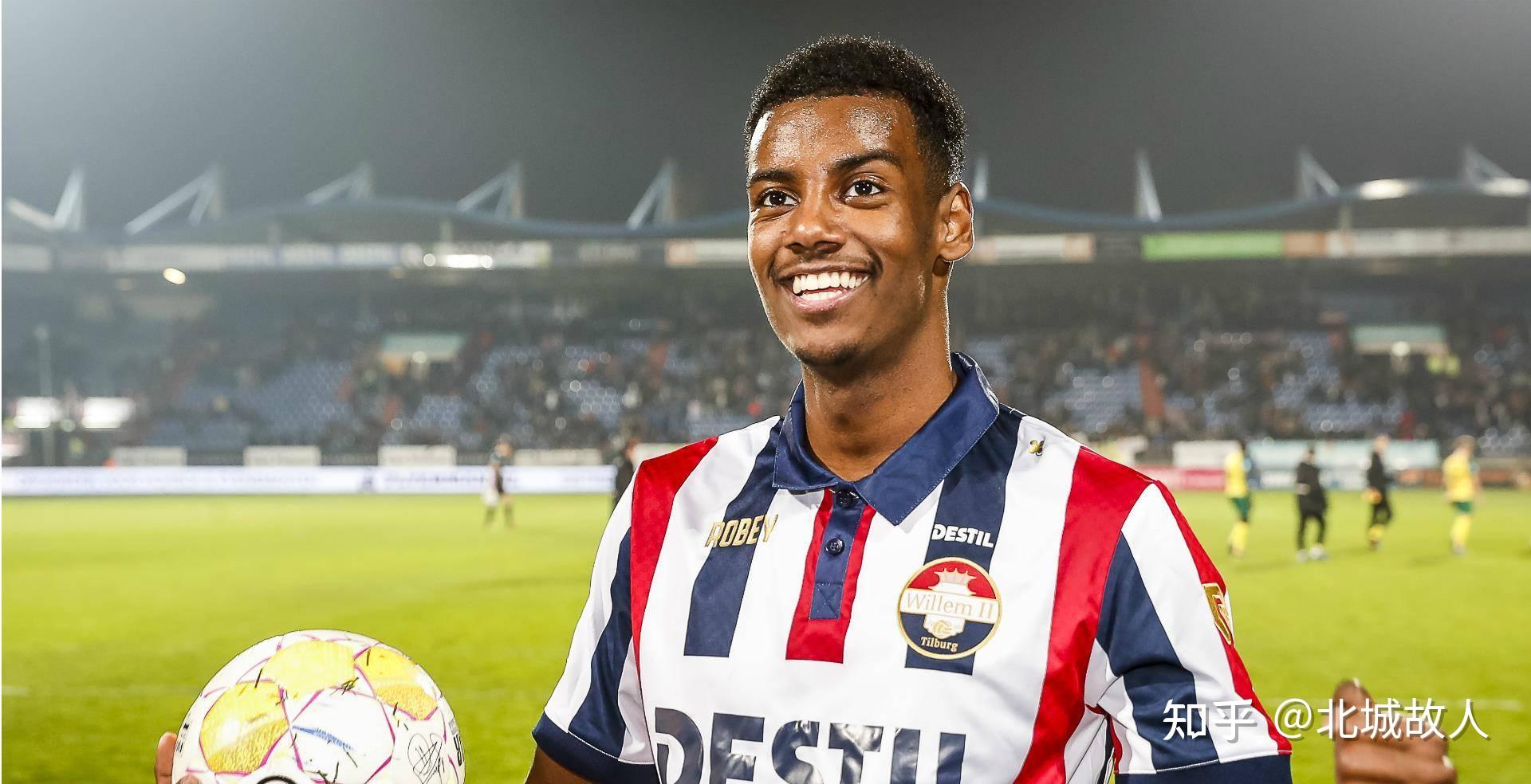 转折点西汉姆强势反弹；荷甲加时末段攻防权衡；赛场秩序良好；赛季目标并未改变 